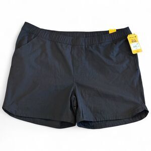Carhartt Women's Black Shorts